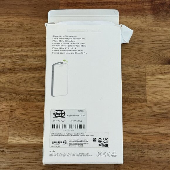 OEM Authentic Apple Silicone Case with MagSafe for iPhone 14 Pro Chalk Pink READ - Picture 2 of 12